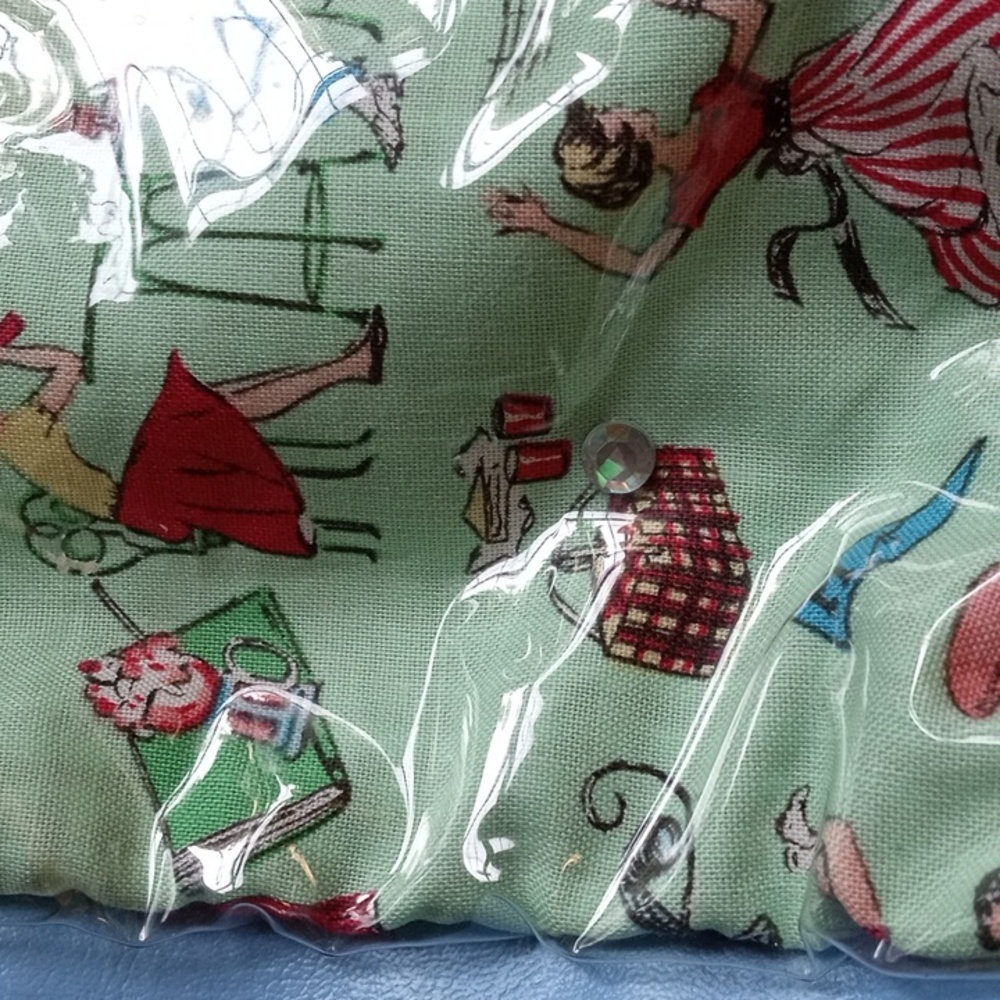 Atenti fifties pastimes zippered pouch for needlework, etc - Picture 5 of 8